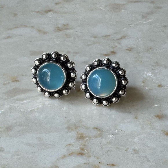 NWOT Sundance Twilight Orchard Earrings Blue Chalcedony Sterling Silver